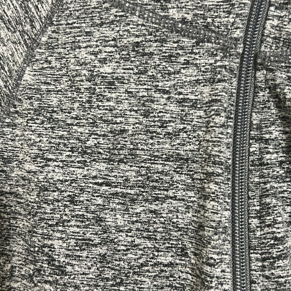 Tangerine matching jacket and leggings. - Picture 3 of 11